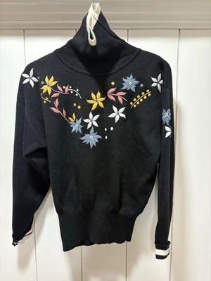 Suéter Pullover Vintage Obermeyer Negro Lana Esquí Cuello Alto Floral Para Mujer Pequeño Foto 1 de 4