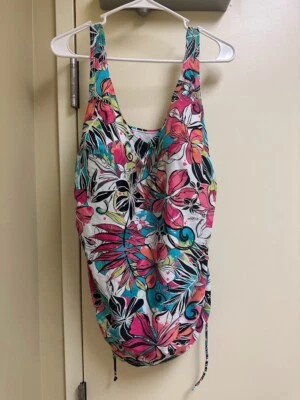 S83 - Croft & Barrow Pink Blue Black White Floral Swim Suit Tankani 24W 3x - Image 1 of 4
