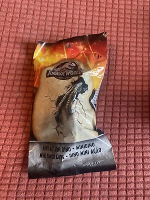 BOLSO CIEGO JURASSIC WORLD MINI ACTION DINO Foto 1 de 2