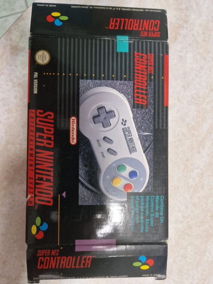 Controller - Super Nintendo (SNES) - Immagine 1 di 4
