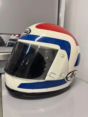 Casco de motocicleta Freddie Spencer Arai - Raro coleccionable.  Foto 1 de 4
