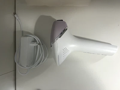 Philips Lumea Prestige IPL-Haarentfernungsgerät (BRI947/00) - Bild 1 von 4