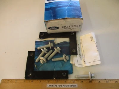 FORD 1980/1982 CROWN VICTORIA & MERMERCURY MARQUIS «КОМПЛЕКТ ОБОРУДОВАНИЯ ИЗОЛЯТОРА БАМПЕРА» - Изображение 1 из 3