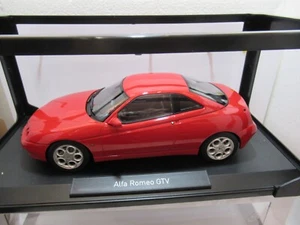 ALFA ROMEO GTV 1999 rosso scala 1/18 NOREV serie limitata 1250 pezzi - Foto 1 di 5