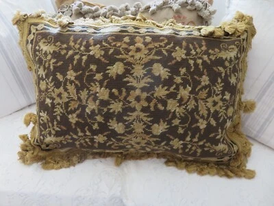 Impresionante funda de almohada Aubusson Golds & Browns Scrolls aspecto del VIEJO MUNDO punta de aguja Foto 1 de 4