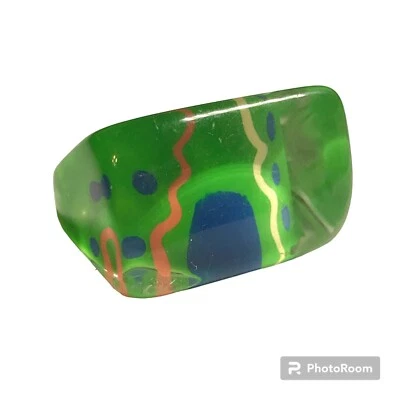 Anillo Acrílico Lucite Vintage Talla 7 Retro Abstracto Pintado a Mano Verde Azul Foto 1 de 4