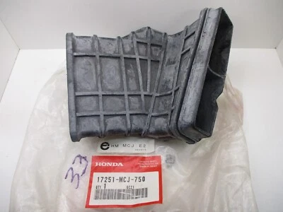 Honda CBR900 CBR954 RR 2002 2003 NOS OEM RH filtro de aire conducto de entrada 17251-MCJ-750 Foto 1 de 4