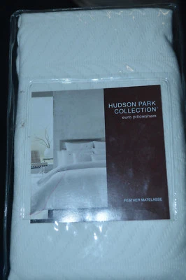 Colección Hudson Park-Pluma Matelasse Euro Pillowsham Acolchado Blanco Nuevo en Paquete Foto 1 de 2