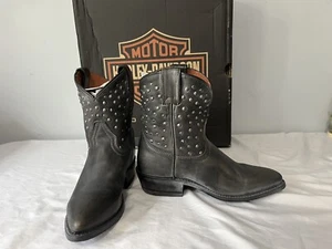 Harley Davidson Kira para mujer negra con tachuelas talla 6 NUEVO - Imagen 1 de 4