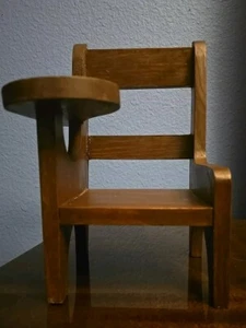 Dunkelbraun Massivholz großer Schulstuhl für Puppen 6" breit und 10" hoch - Bild 1 von 11