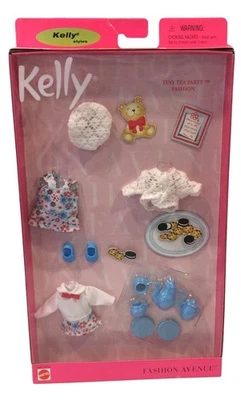 Barbie Fashion Avenue KELLY Pequeña Fiesta del Té Moda Trajes Accesorios 2001 Foto 1 de 3