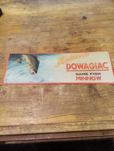 Signo metálico Heddon Dowagiac reproducción - Imagen 1 de 6