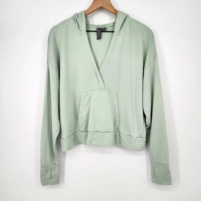 Sweaty Betty 女式短连帽衫 L 码浅鼠尾草运动休闲运动服瑜伽 — 第 1/4 张图片