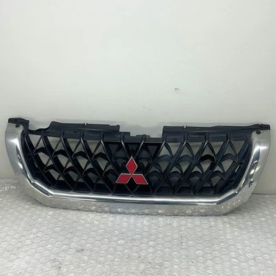 Rejilla radiador para Mitsubishi PAJERO SHOGUN SPORT K94W MK1 2.5D Foto 1 de 4