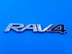 96 97 98 99 00 01 02 03 04 05 TOYOTA RAV4 REAR GATE EMBLEM LOGO BADGE OEM (2005) - Picture 1 of 3