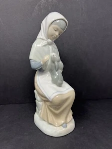Lladro Zaphir Girl w/ Bunny Rabbit Porcelain Figurine Spain Sitting Discontinued - Picture 1 of 13