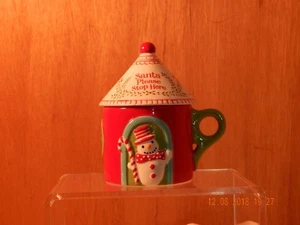 Taza con tapa ""Santa Please Stop Here"" de Navidad Pastizales Road para niños - Imagen 1 de 6