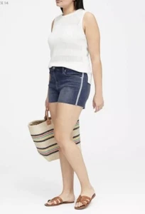 Banana Republic Jean Shorts Mid Rise Side Stripe 3” Denim Shorts Size 8 / 29 - Picture 1 of 6