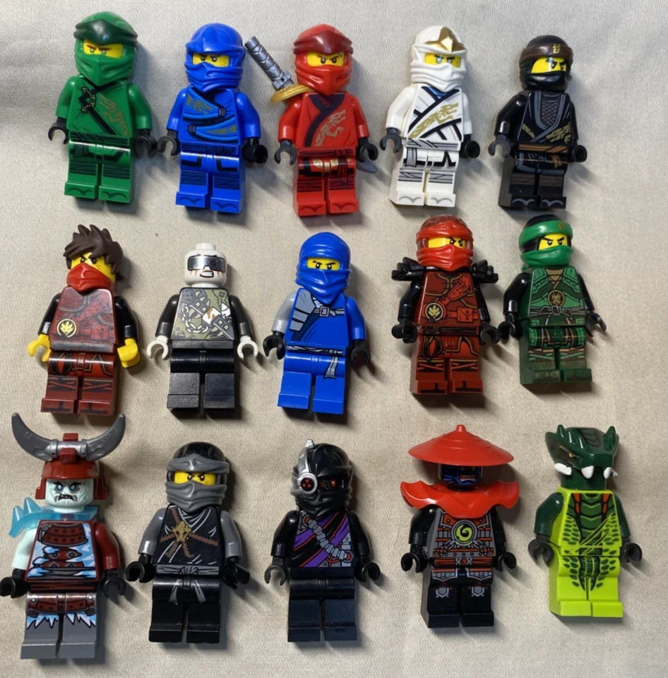 Auténtico Lote de 15 Figuras LEGO Ninjago Foto 1 de 1