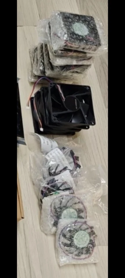 Fanatec DD1, DD2, CSW, CSL Elite fans (NEW) x13 - Bild 1 von 1