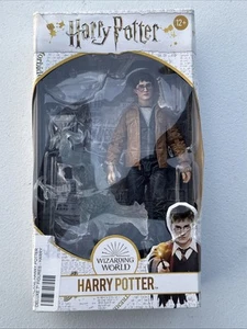 McFarlane Toys Harry Potter Action Figure Wizarding World 6'' NEW Damaged Box - Picture 1 of 2