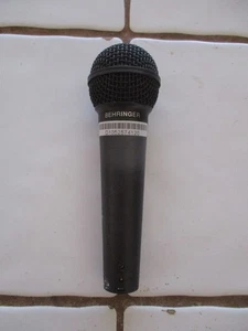 Behringer ULTRAVOICE XM8500 Dynamic Cardioid Vocal Microphone - Picture 1 of 7