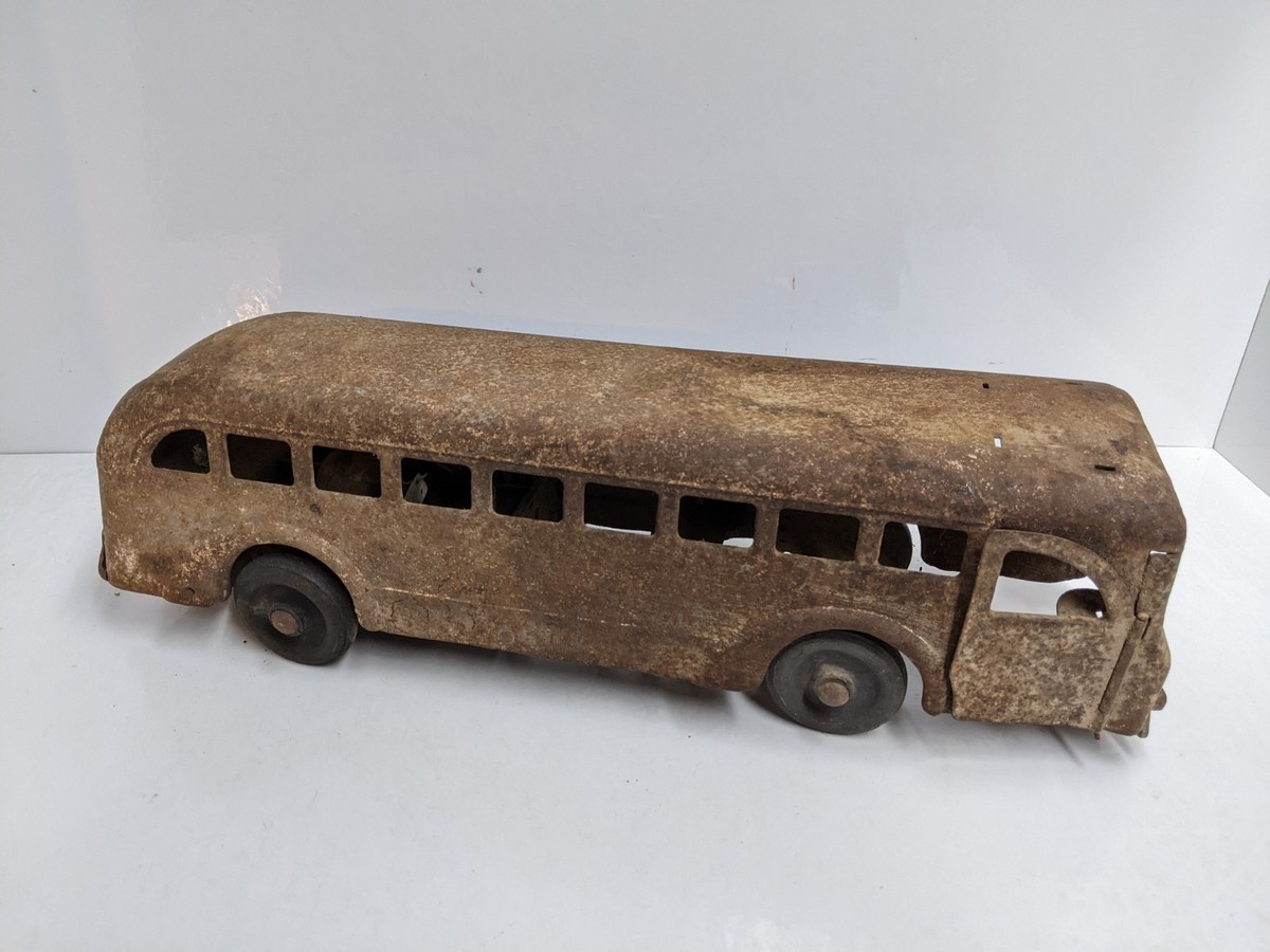 Greyhound Bus Toy In Vintage Manufacture Diecast Cars Greyhound Bus Toy In Vintage Manufacture Diecast Cars