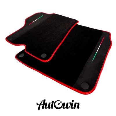 Alfombrillas negras marca AutoWin para Ferrari California con borde Alcántara y rojo Foto 1 de 4