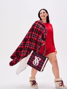 Victoria's Secret XMAS Holiday Edition Red Plaid Sherpa Blanket - Picture 1 of 3