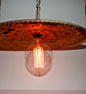 Vintage, hammered brass, England Pub scene plate, light ceiling fixture. Rewired - Picture 1 of 22