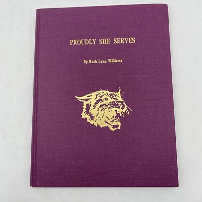 PROUDLY SHE SERVES, Ruth Lynn Williams, Pease Elementary, Austin, Texas, 1976 Foto 1 de 4