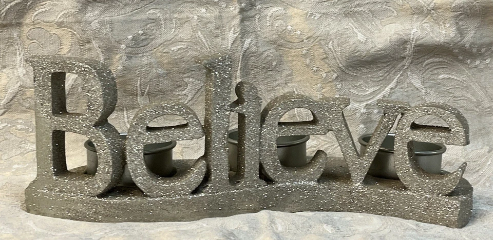 YANKEE CANDLE CREE BRILLANTE MULTI LUZ DE TÉ CANDELABRO VACACIONES RETIRADO Foto 1 de 4