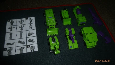 Transformers BHX MFT Devastator Constructicons Combiner Legends Figure Complete Cover