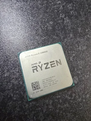 AMD Ryzen 5 2400GE Desktop Processor (3.8 GHz 4 Cores) Socket AM4 - Image 1 of 3
