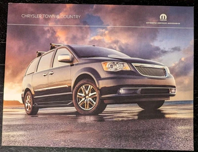 Chrysler Town & Country Mopar Access folleto de venta de autos original catálogo 6 páginas Foto 1 de 4