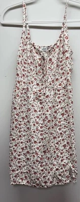 Vestido de día Hollister talla mediana rojo y blanco floral con tirantes de espagueti  Foto 1 de 4