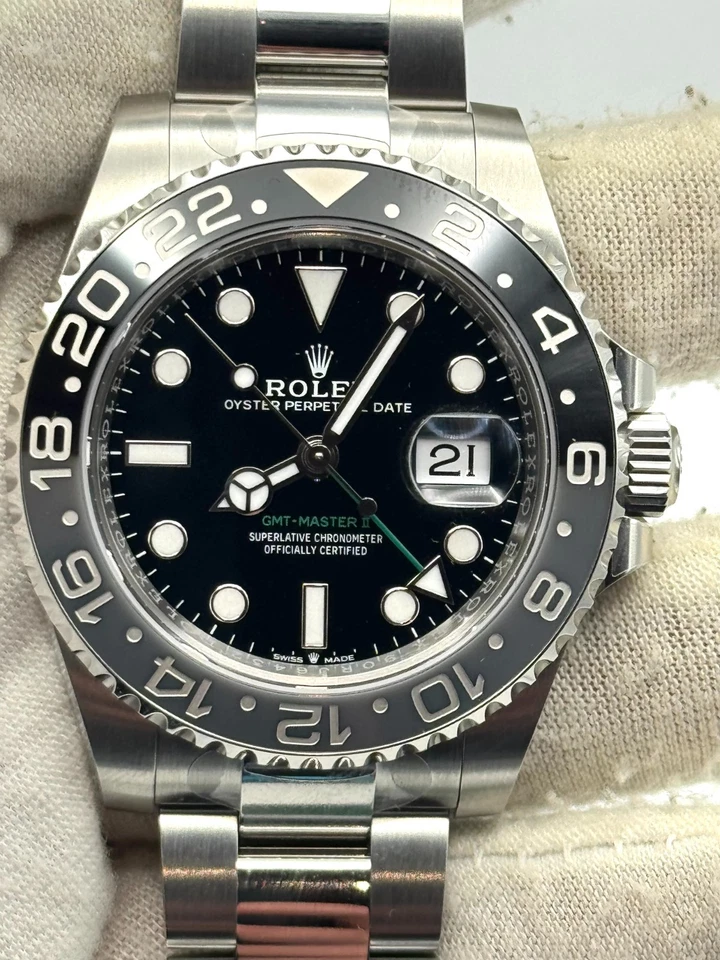 eBay Live - Rolex GMT Master II Bruce Wayne Oyster 126710GRNR sin usar 25/08 Foto 1 de 1