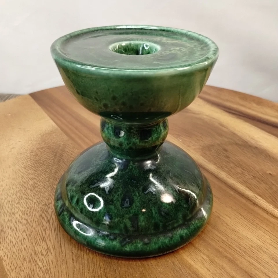 Candelabro de cerámica Southern Living At Home Gail Pittman Studio verde firmado Foto 1 de 4
