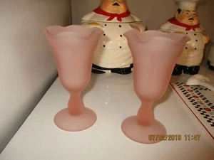 2 Frosted Footed PINK Glass Ice Cream Parfait Soda Dessert Cups / GLASSES - Picture 1 of 1
