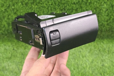 Lexus LS430 Coin Box 55450-50060-A Black Color Oem Used - Изображение 1 из 4