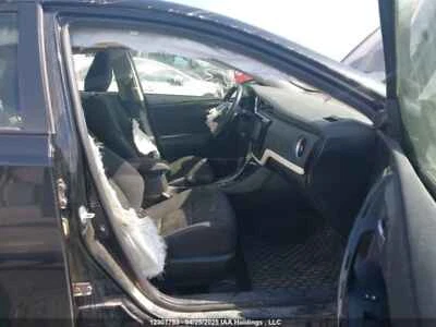 Used Left Tail Light Assembly fits: 2017 Toyota Corolla im quarter panel mounted - Image 1 of 4