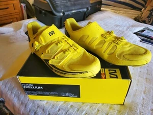 Mavic Zxellium Cycling Shoes 3 Pair Socks Size 11 NEW IN BOX - Picture 1 of 14