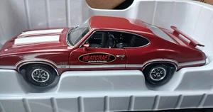 RARE Crown Premiums Lennox 1971 Oldsmobile 442 Red 1/24scale((NIB)) - Picture 1 of 20