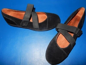 NWOB Vionic 'Shelby' Black Suede Mary Jane Flats - 9.5W - Picture 1 of 4