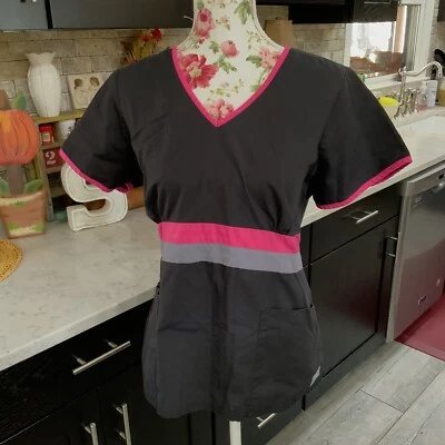 Izzy Scrubs Scrub Top Size Medium V Neck Short Sleeve Black Pink & Gray - Image 1 of 4