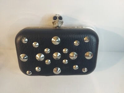 Espeluznante Plata Tachuelas Calavera Clutch Cadena Monedero Bolso Negro Cadena Correa Foto 1 de 4