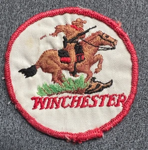 INSIGNIA PARCHE TELA RIFLE WINCHESTER VINTAGE - Imagen 1 de 3