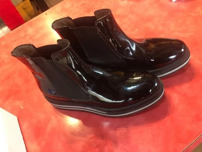 Bota de lluvia ITALIA VSL charol talla 7 Ret $150 Foto 1 de 4