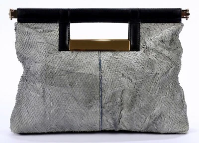 NUEVO CON ETIQUETAS BOLSO PEQUEÑO CON ETIQUETAS TRE VERO CUERO PITÓN EFECTO SERPIENTE MANGO SUPERIOR ENMARCADO GRIS NEGRO Foto 1 de 4