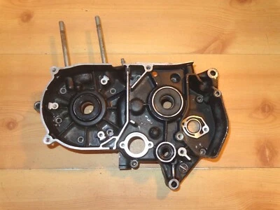 Cárter izquierdo Suzuki RM50 RM 50 1978 1979 1980 11301-46811 NÚCLEO Foto 1 de 4